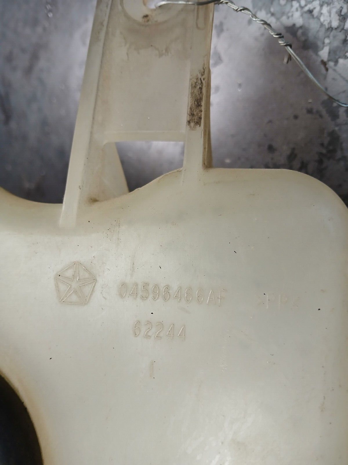 2005-2010 Challenger Charger 300 Magnum Coolant Recovery Reservoir 04596466af