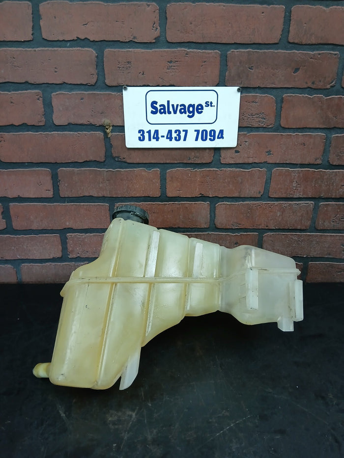 2005-2010 Challenger Charger 300 Magnum Coolant Recovery Reservoir 04596466ag