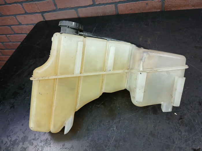 2005-2010 Challenger Charger 300 Magnum Coolant Recovery Reservoir 04596466ag