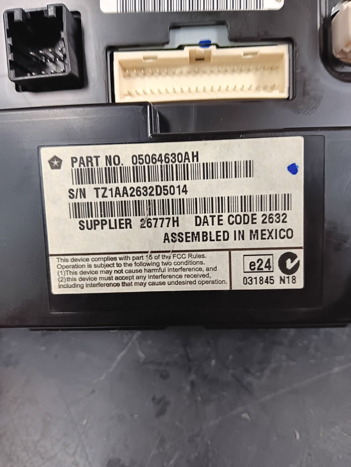 2011-2014 Dodge Charger Dash Radio Information Display Screen 05064630ah