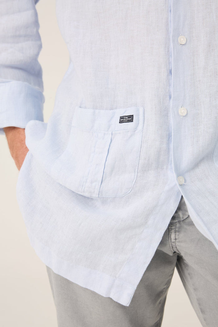The Guayabera Azul Cadaqués