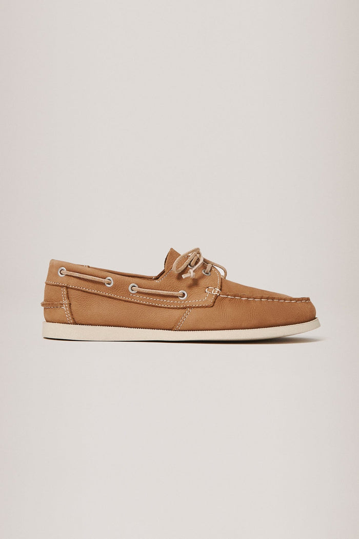 The Nautico Shoe Marrón