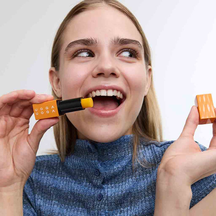 Uoga Uoga Spritzberry Mood-lifting Lip Balm Huulivoide 4g